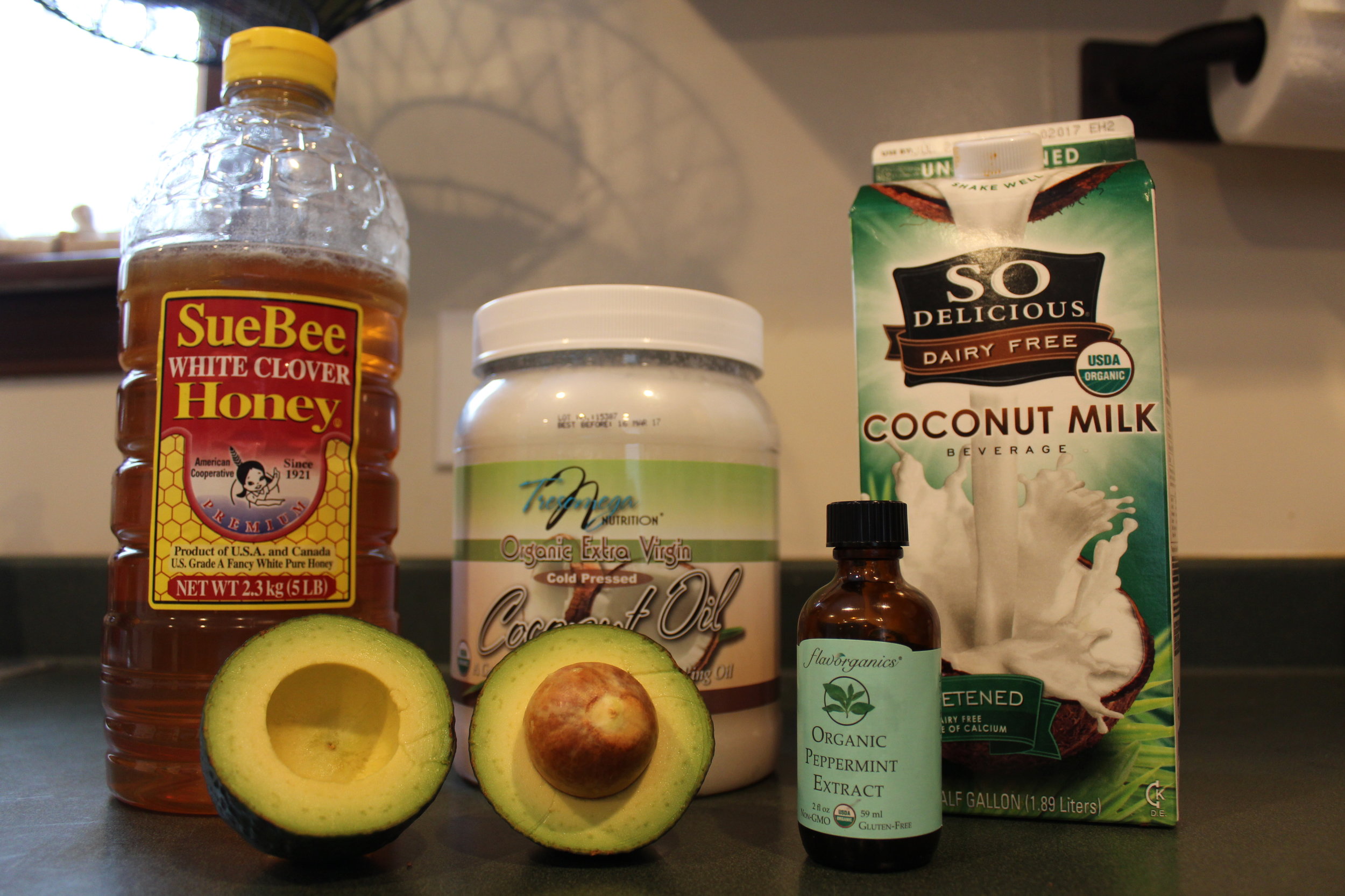 Ingredients for paleo mint ice cream