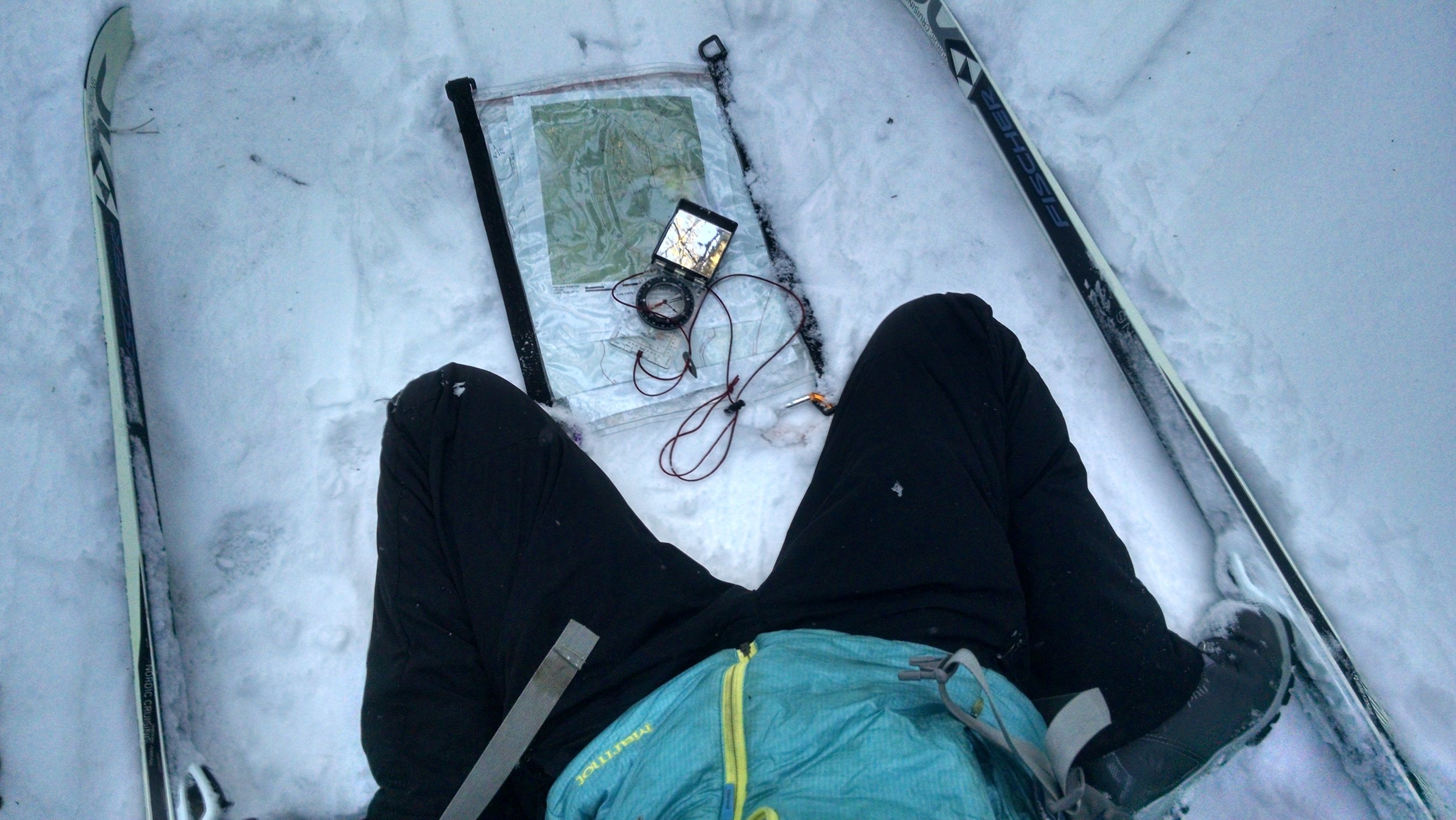 My knock knees sure come in handy when I need to take a bearing on my skis!