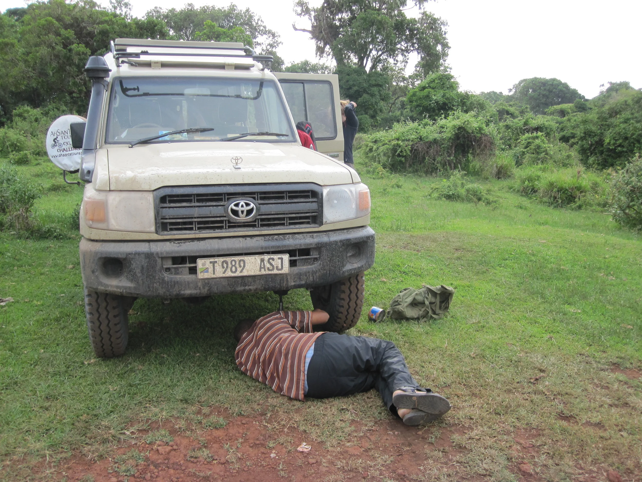 Tanzania Day 16 - Serengeti Adventures and Broken Cars