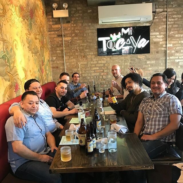 Great to host nuestros amigos @estereo_chicago Puro Amor #ahuevobrunch #mitocaya #mitocayachi #mitocayagang #todosponen #mitocayaantojeria