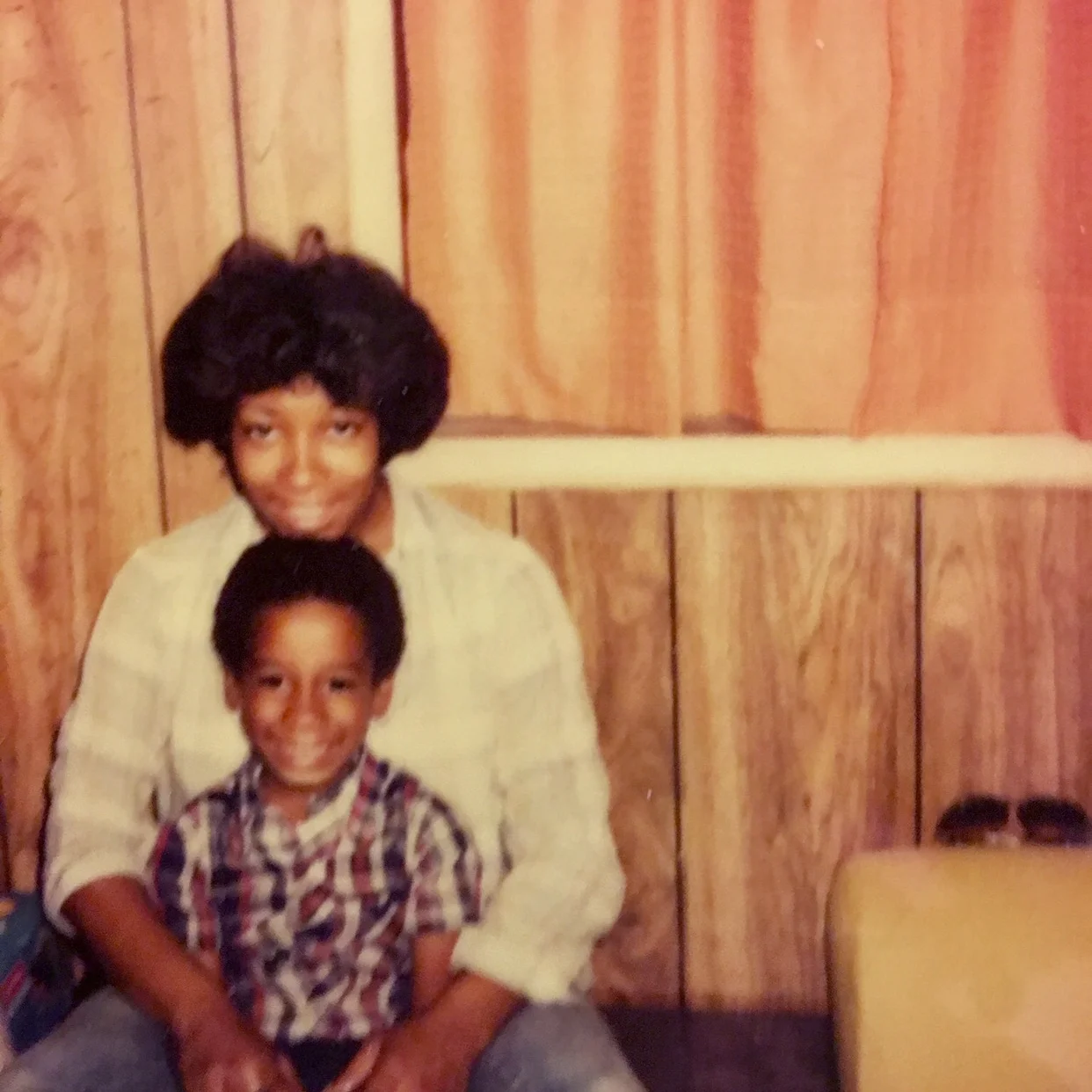 Today is my mommy's Birthday ...