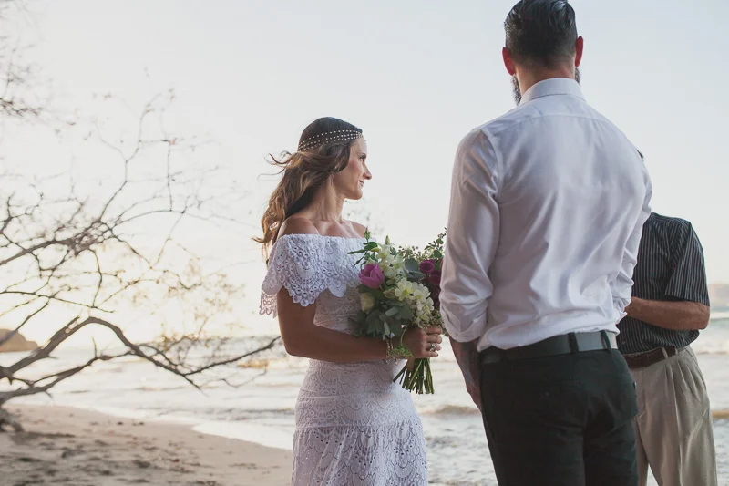 beautiful costa rica bride