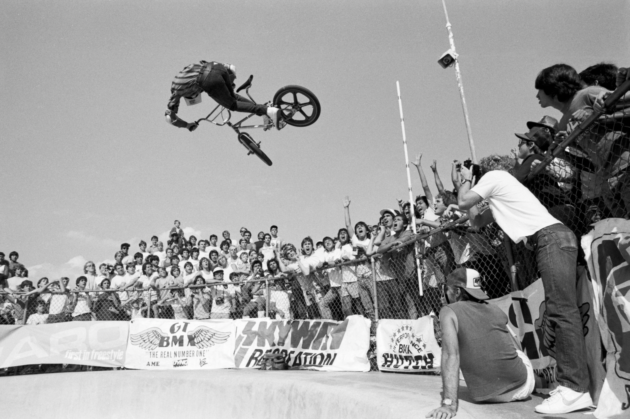 THE BIRTH OF THE BMX FREESTYLE MOVEMENT THE BIRTH OF THE BMX FREESTYLE  MOVEMENT BMX HISTORY