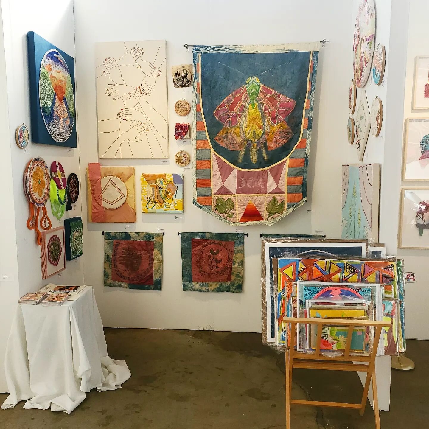 Visit me at booth 31 @theotherartfair , may 18-21, yes that's tonight,  6-10pm for the preview party and through Friday and the weekend. 
Special thanks to @dhal.doula for all her hard work,  holding all the tools and in general a life saver!
#theoth