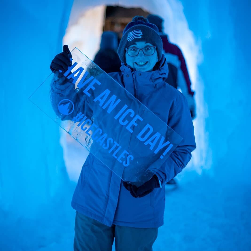 Hard to believe this was only just over a year ago.  @kscowls11 &amp; I had such a great time at the #icecastles last year, and we're hoping to get back up again this year (crowd concerns permitting). Also reposting because I did not realize color pr