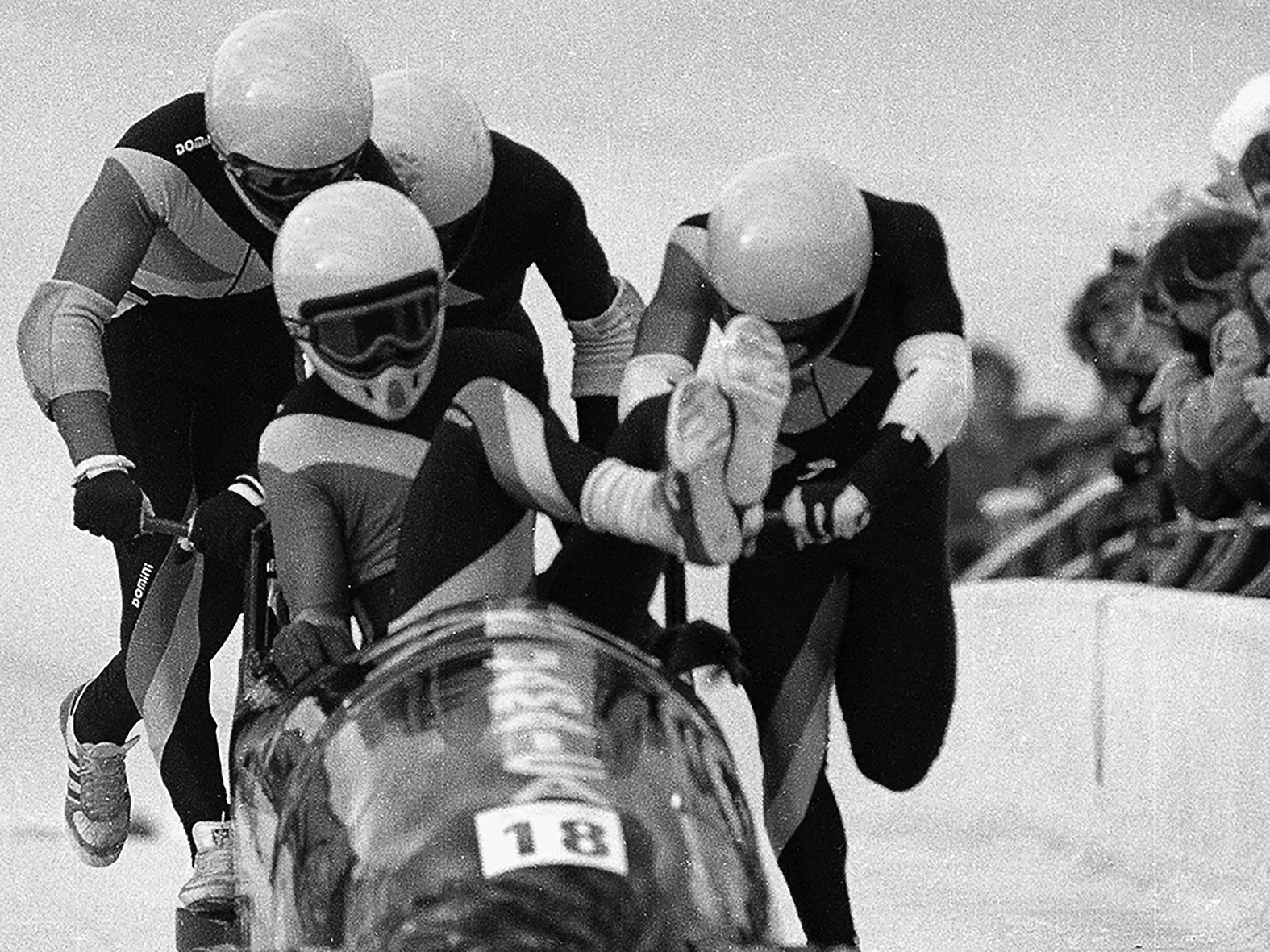 Jamaicas OL–team i bobslæde. Bryd med det forventede. Skab noget nyt. Gør det sammen.