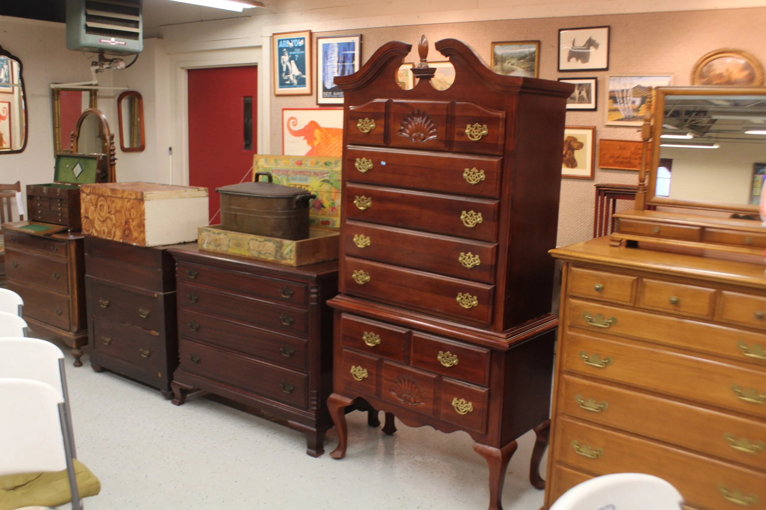 Farrin's Country Auctions