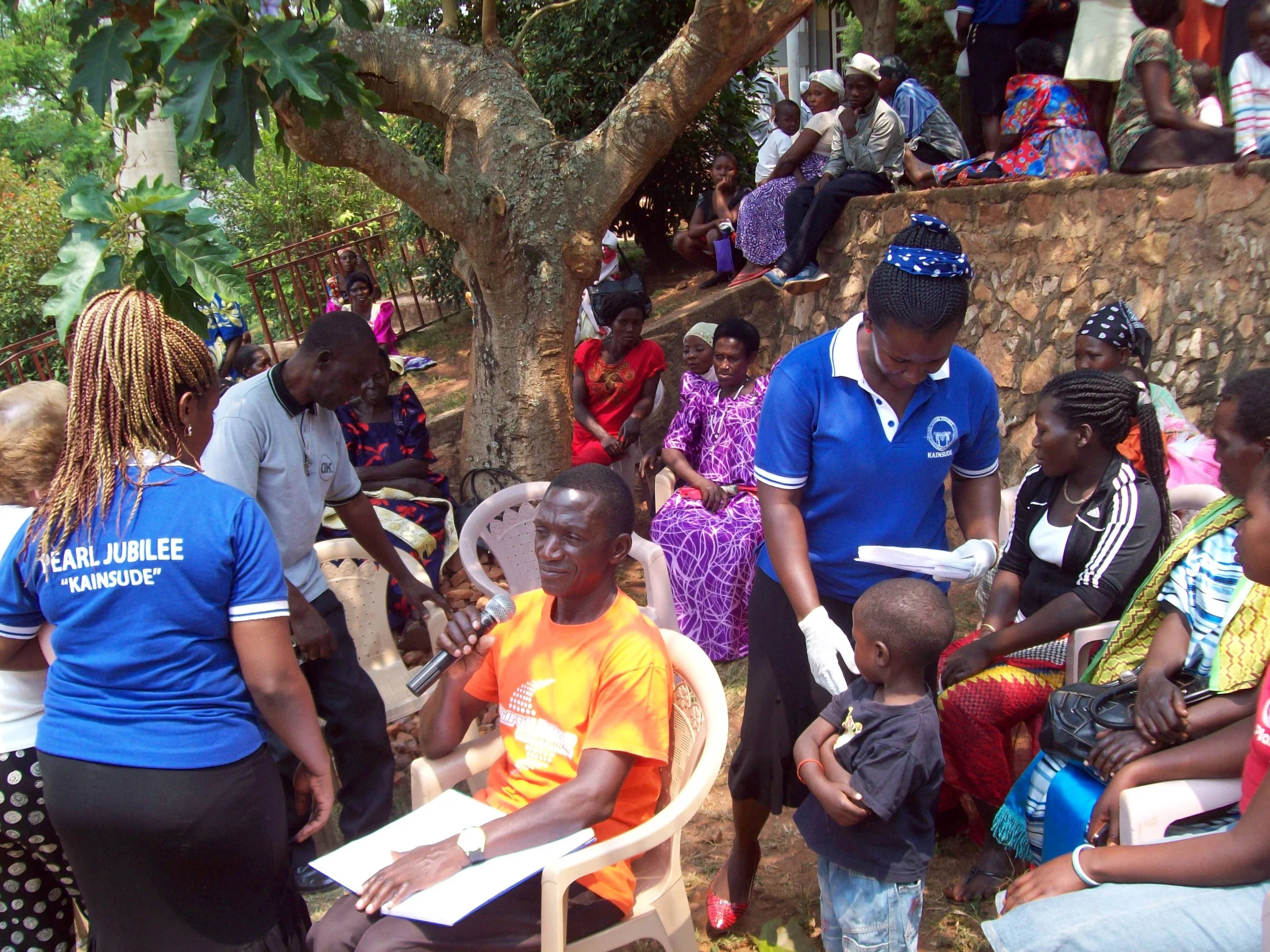 Staff assessing people waiitng to be seen
