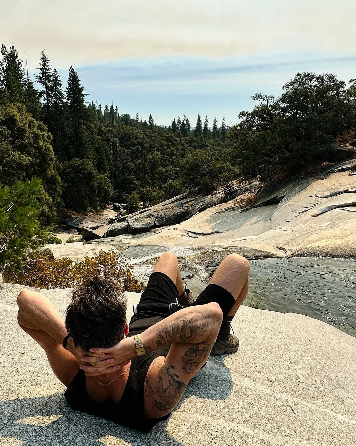 A much needed unplug in @sequoiakingsnps with @rstgalvis 🏕️