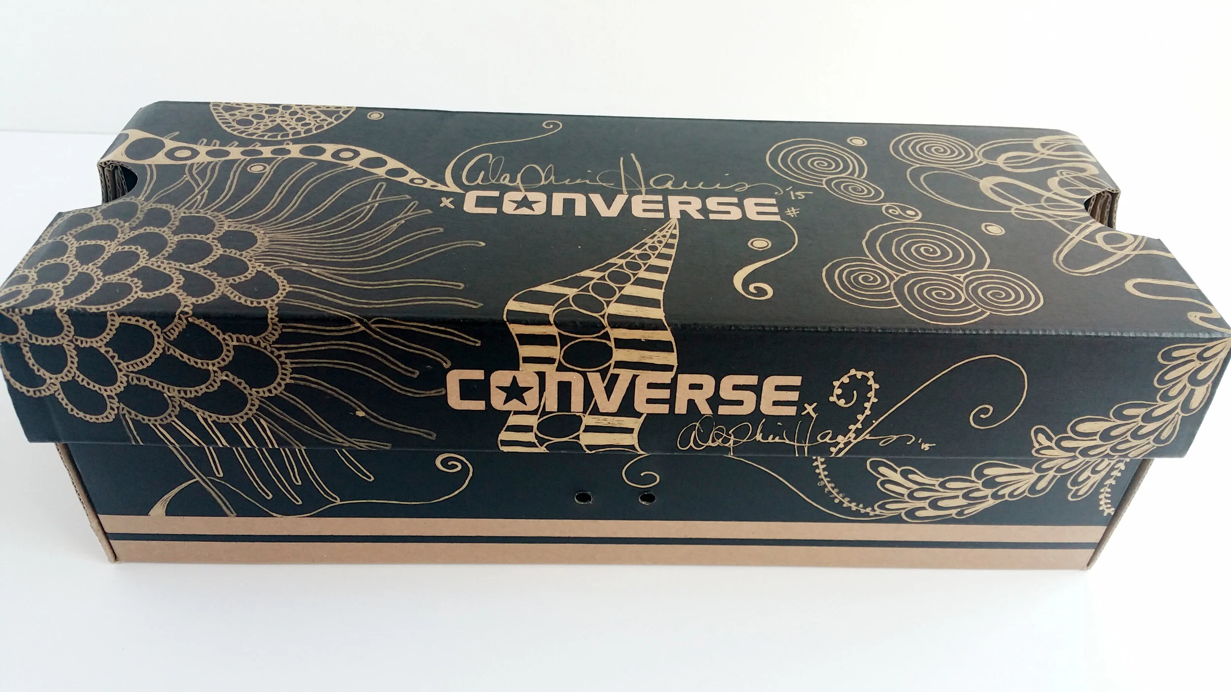 "Wings" Box