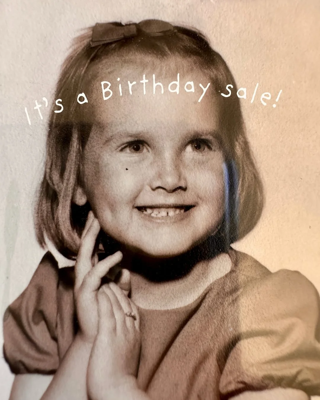 Today is my birthday! 🎂🥳🎈
To celebrate, I am offering 21% off EVERYTHING in my shop today and tomorrow (the 21st and 22nd) until midnight MT!  No code needed. Link in my bio or head to gaylairwin.com. 😘
#birthdaysale #everythingonsale #artandfa