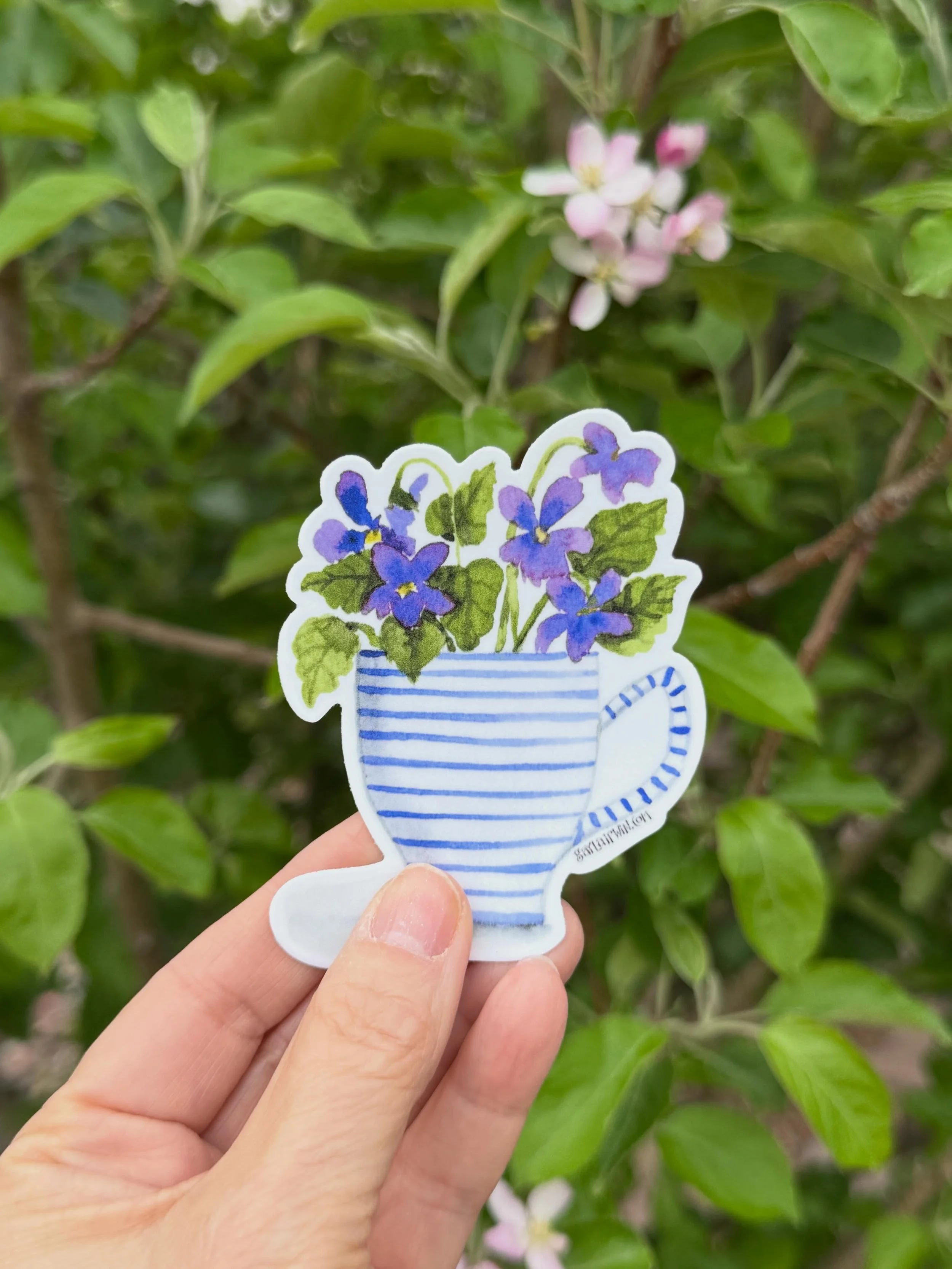 New stickers in the shop! Which one is your favorite? 🌻🌼🪻#watercolorstickers #vinylstickers #flowerstickers #ilovestickers