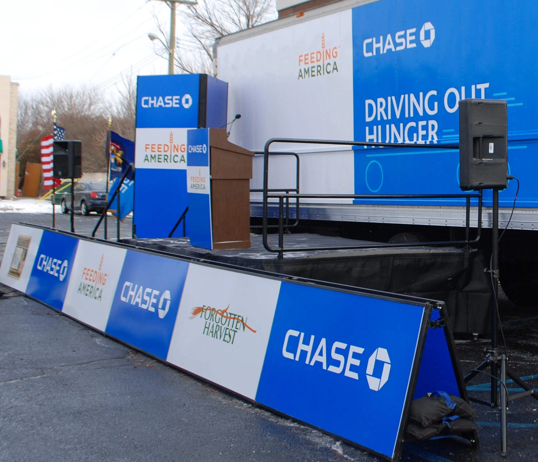 ChaseFeedingAmerica_APCG2.jpg