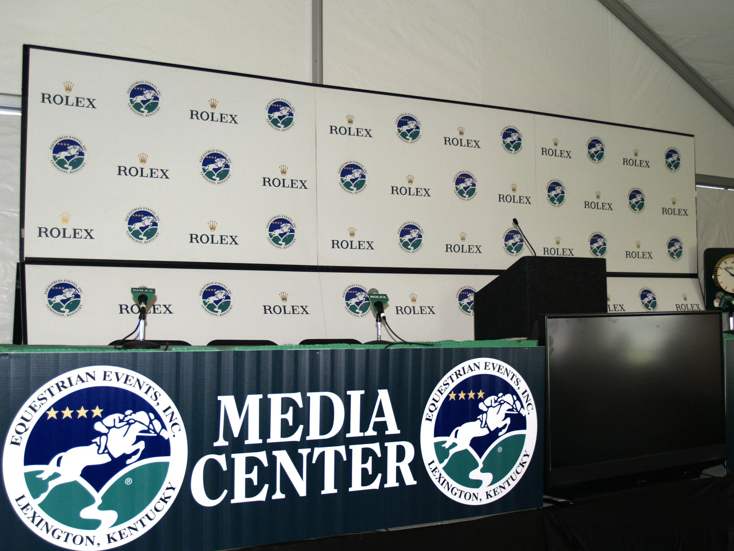 Rolex-Kentucky-Three-Day-Stage-Backdrop.JPG