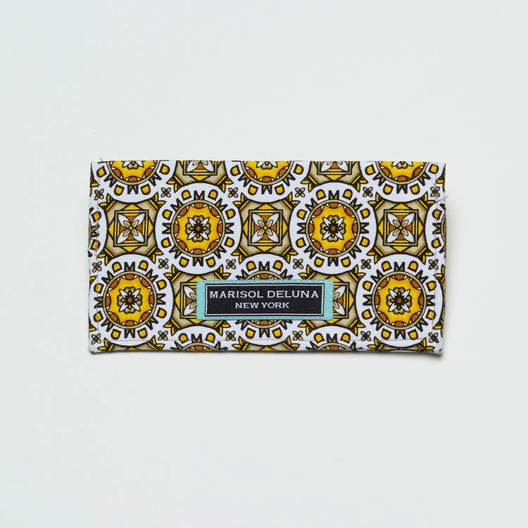 MD Signature Cotton Checkbook Cover -Gold