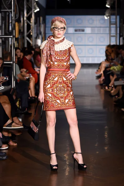 8 Marisol+Deluna+NYFW+Runway+Show+WIk96XyQbo0l.jpg