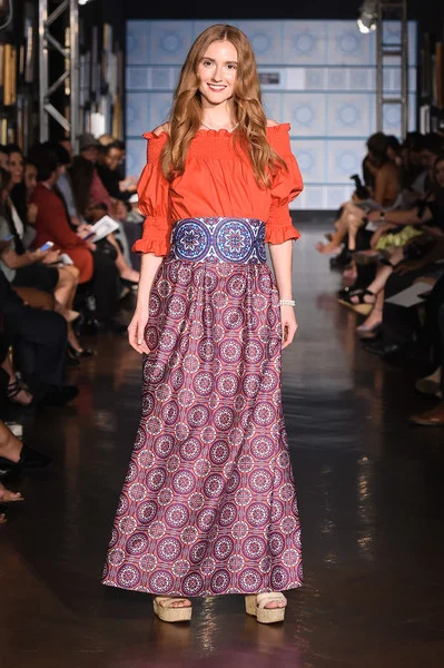 Marisol+Deluna+NYFW+Runway+Show+dGmd5UyLpmXl.jpg