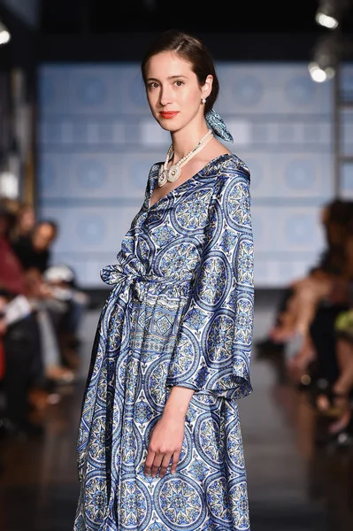 Marisol+Deluna+NYFW+Runway+Show+pXGqRZIFexCl.jpg