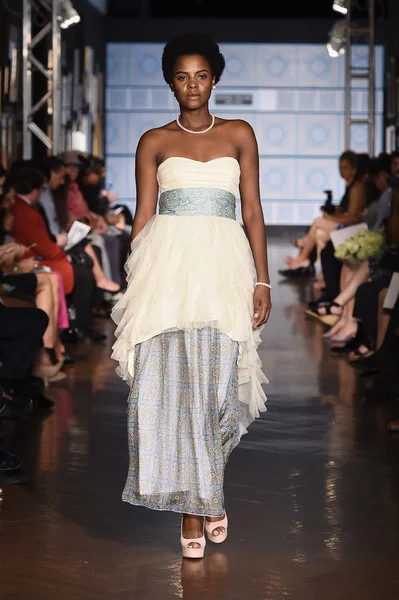 Marisol+Deluna+NYFW+Runway+Show+rj8Xkmp_WdGl.jpg