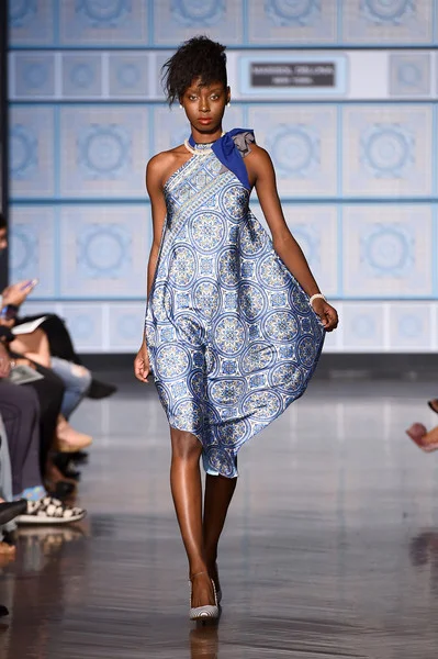 Marisol+Deluna+NYFW+Runway+Show+-VSjjqRIoFfl.jpg