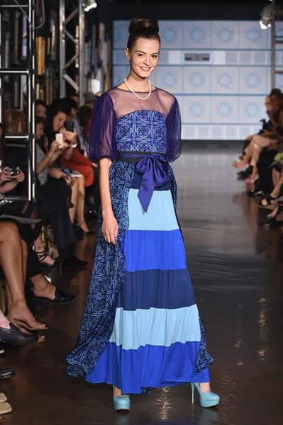 21 Marisol+Deluna+NYFW+Runway+Show+2dAGYEEqGAsl cropped.jpg
