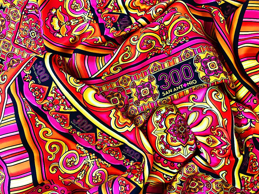 Marisol Deluna SA 300 Scarf 2018.jpg