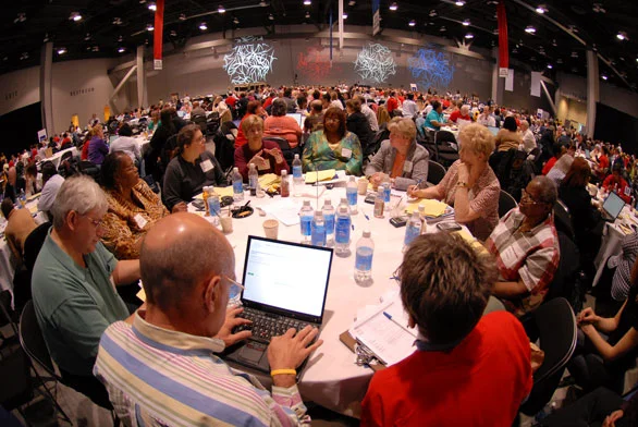 cinci---06---table-and-room.jpg