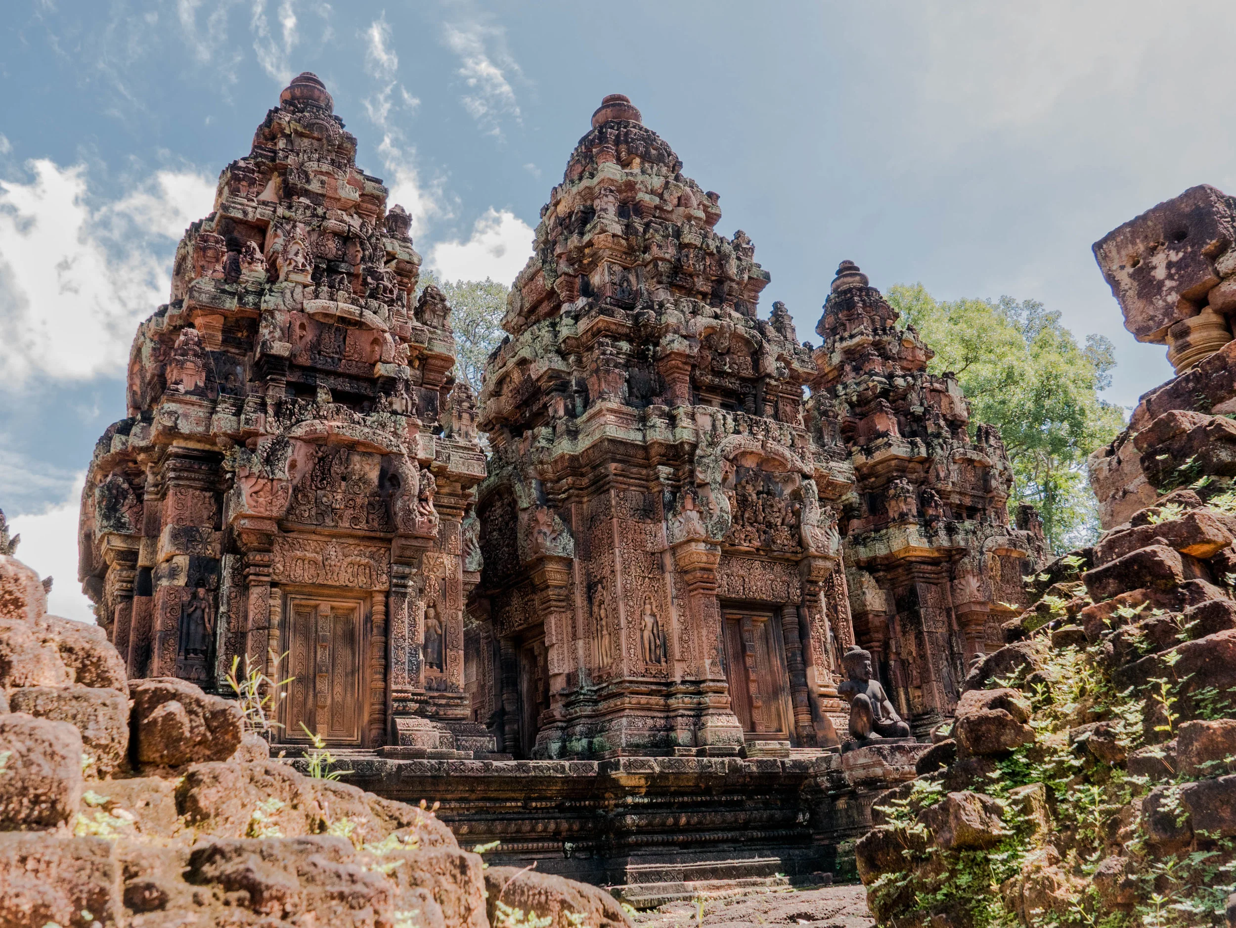 Banteay Srei - Angkor - Cambodia.jpg