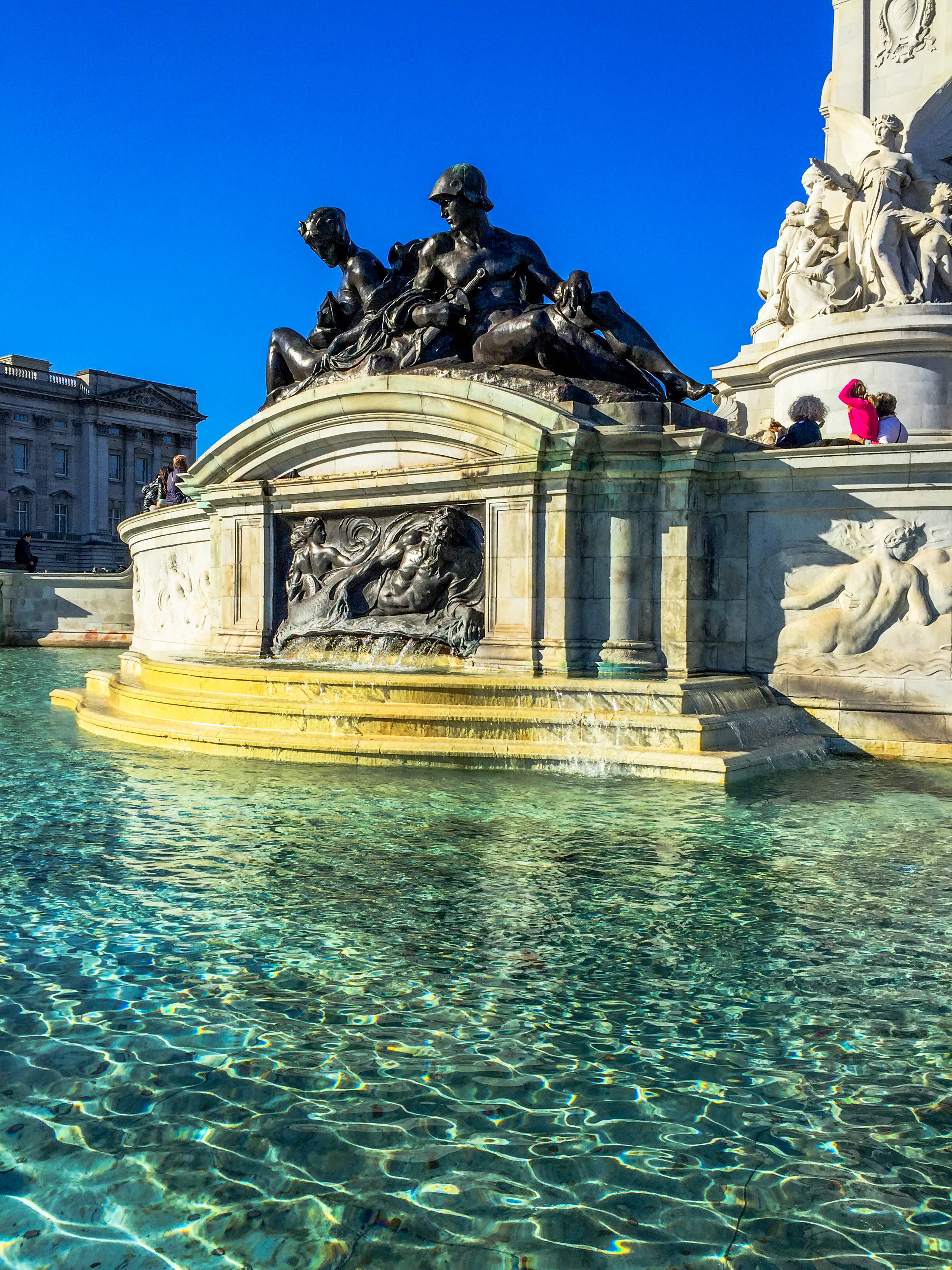 England Palace Fountain.jpg