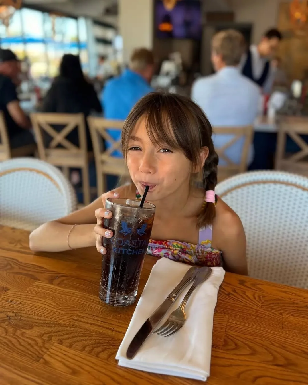 When Mom lets you order soda &gt;&gt;&nbsp;😌✨ 

#danapoint #coastalkitchen #ocfoodie #familyfriendly