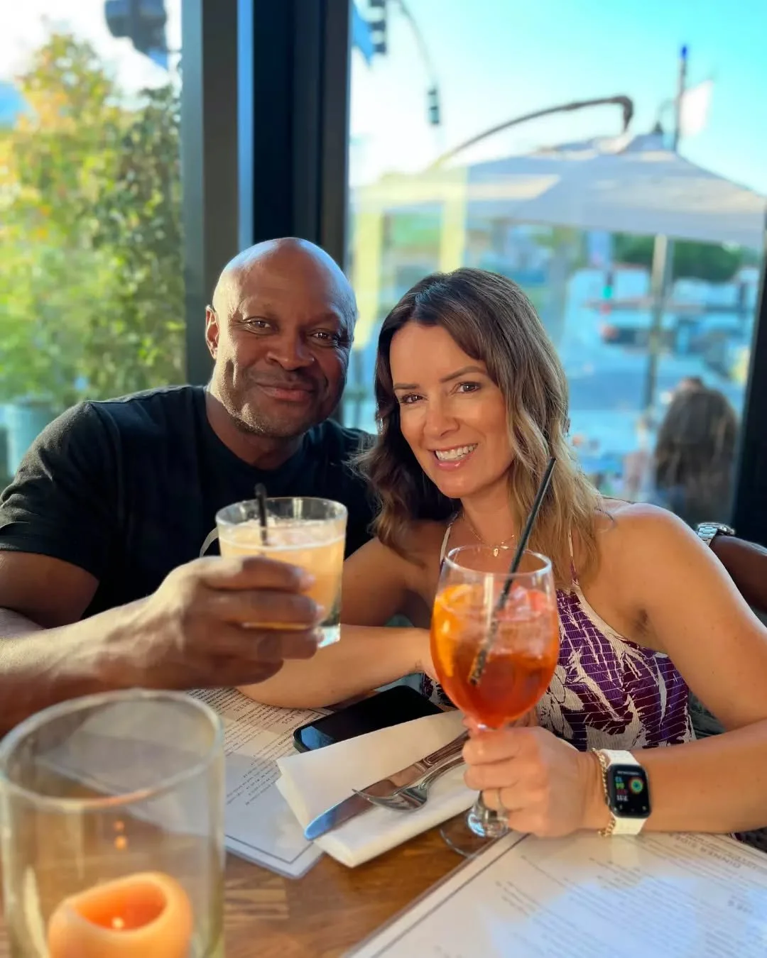The perfect date night is just a phone call away.&nbsp;☎️

Make reservations with us through the link in our bio!

#coastalkitchen #danapoint #datenight