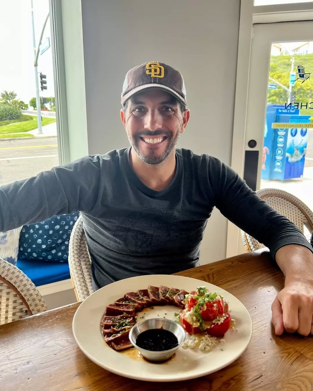 Top-grade tuna deserves top-tier treatment. 🐟

Blackened #1 Ahi Tuna │  Cajun seasoning, ponzu, and coleslaw

#CoastalKitchen #AhiTuna