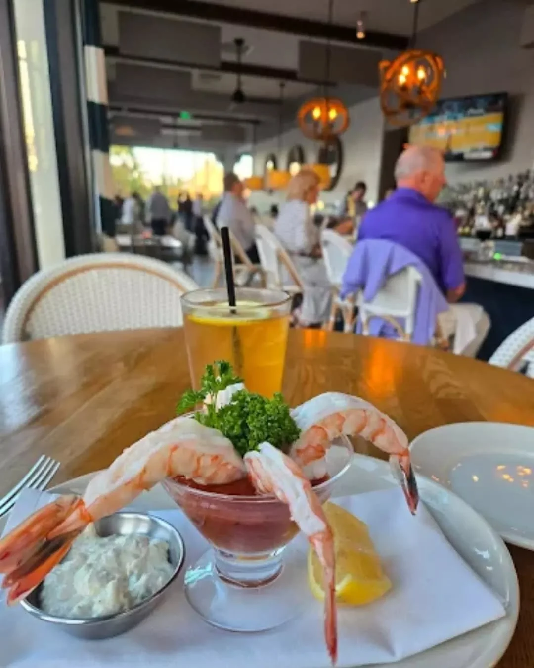 Sharing is caring! 💙

We love seeing our Jumbo Shrimp Cocktail at the center of the table.

📸: Mike P., Google User

#CoastalKitchen #ShrimpCocktail