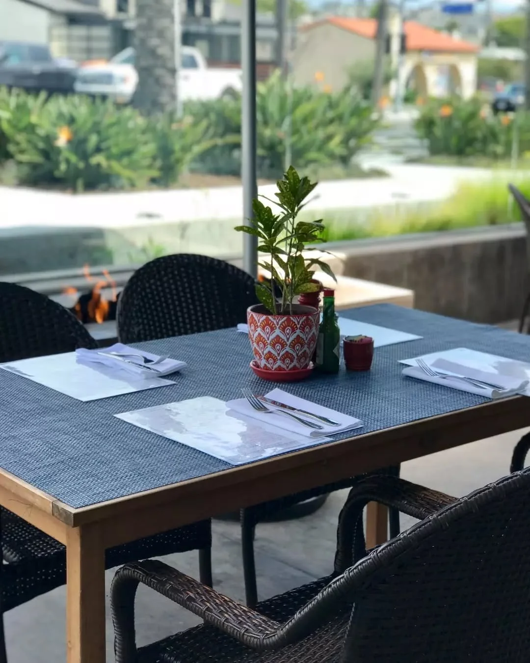 Sunshine and good times 😎☀️

Sip on local California draft beers and settle into the Dana Point breeze on our patio.

#CoastalKitchen #DanaPoint
