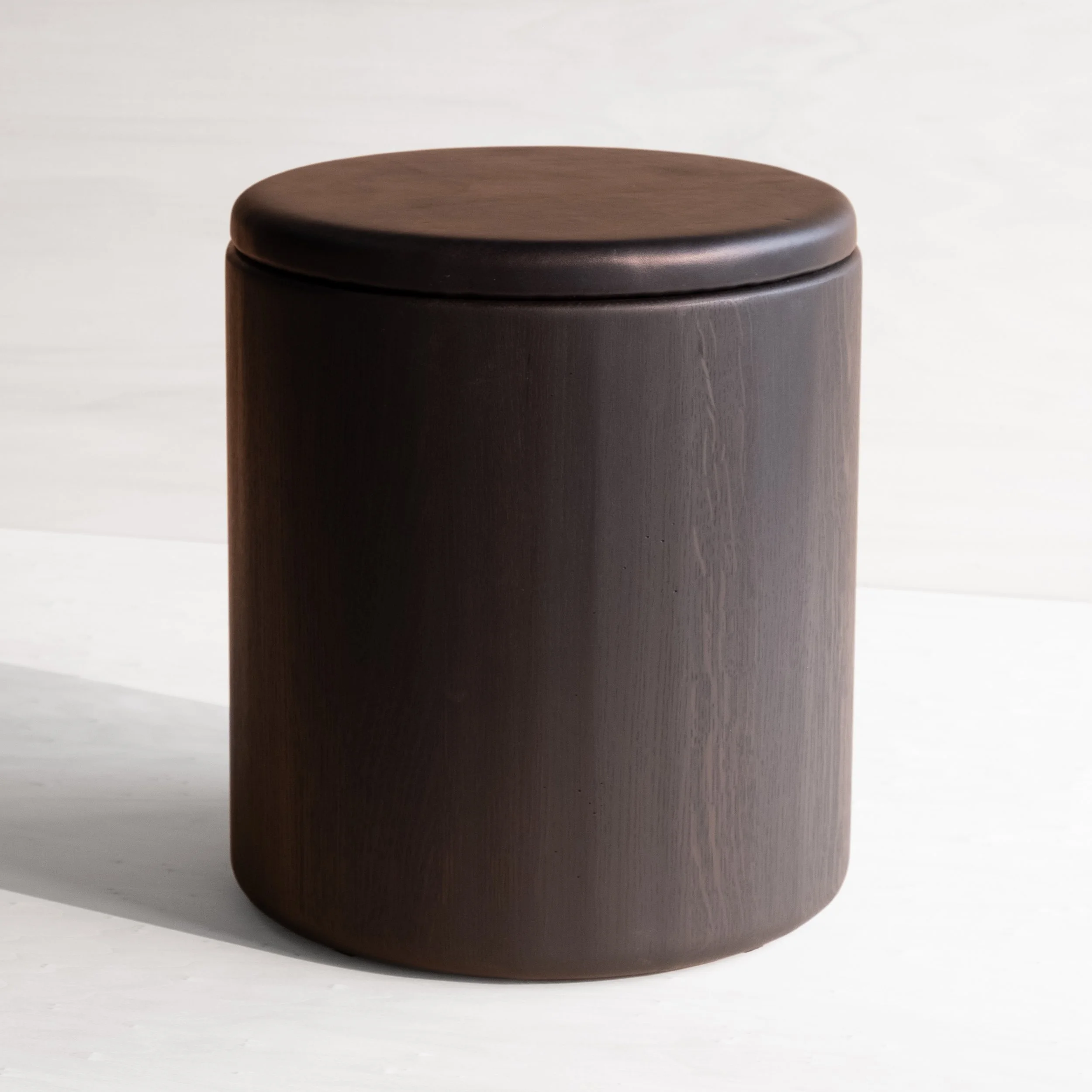 pod stool-1x1-3826.jpg