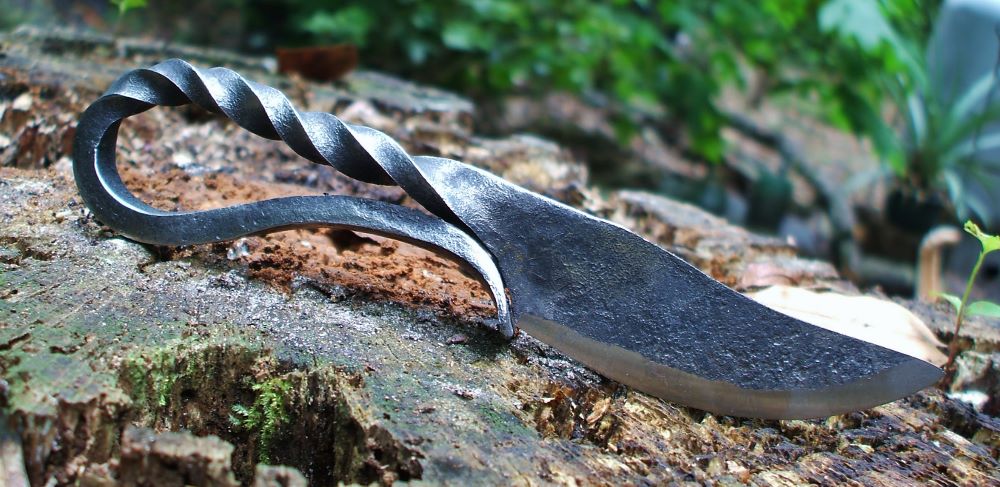 Crooked Path Forge: Handforged Knives and Tools