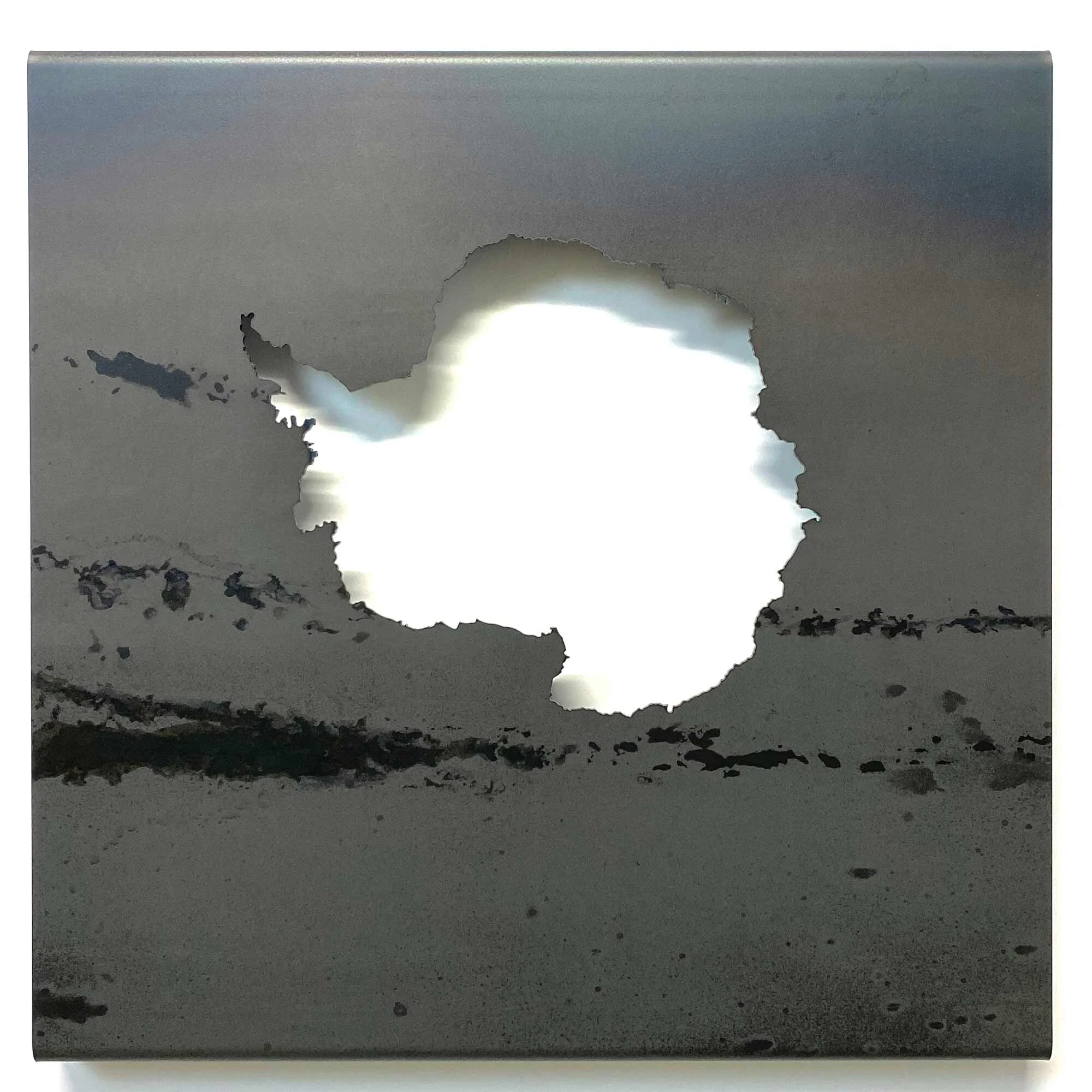 James Kennedy_Artwork_Antarctique_14x14_2020_1.jpg