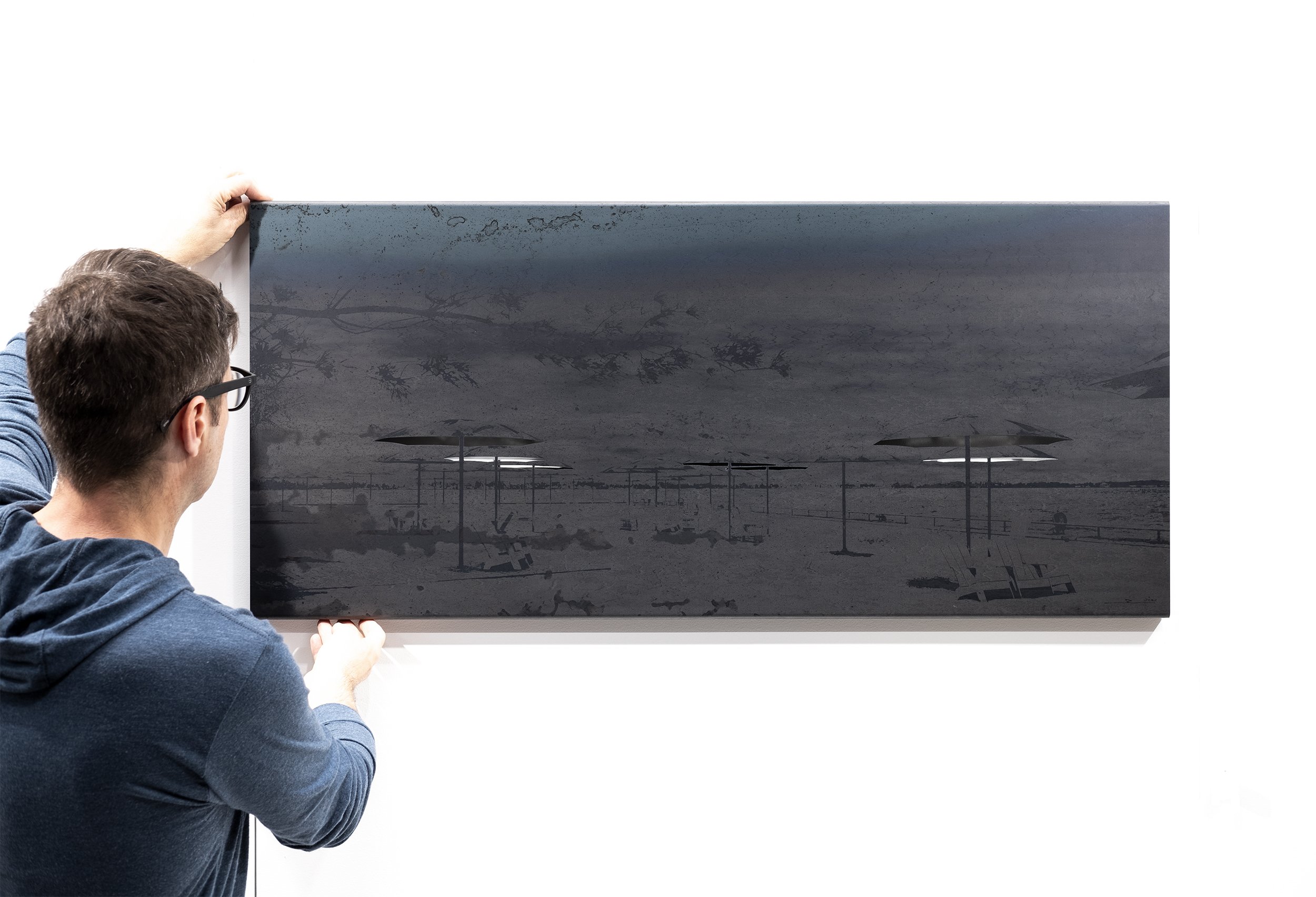 James Kennedy_Ombrelle 51x112cm_no1de12_2022_2.jpg