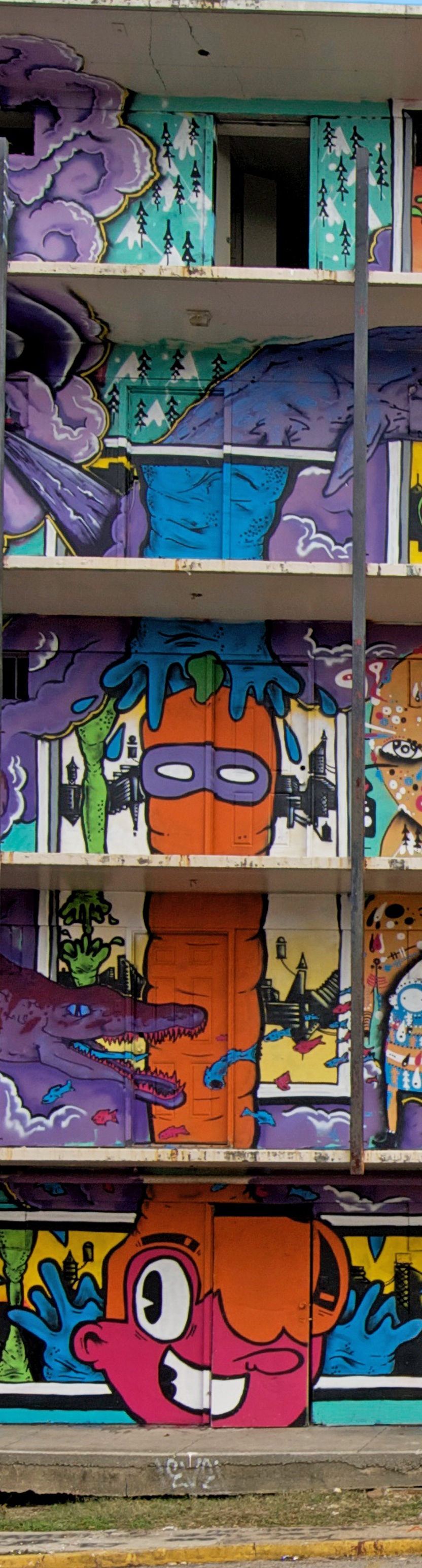 ExhibitBE , 4 stories x 8', 2014 Site Specific Mural Collaboration with MRSA, Paws, Bordeaux
