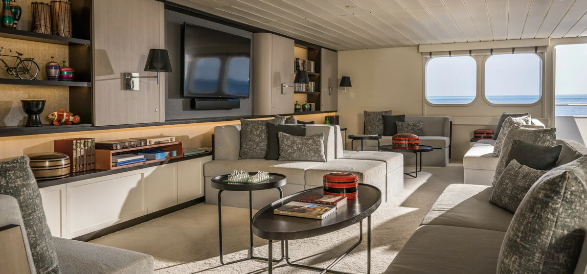 Four-Seasons-Explorer---Living-Room-header.jpg