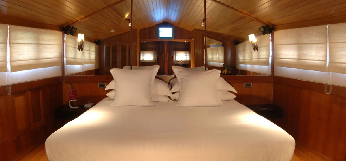 3Dhoni-Bedroom.jpg