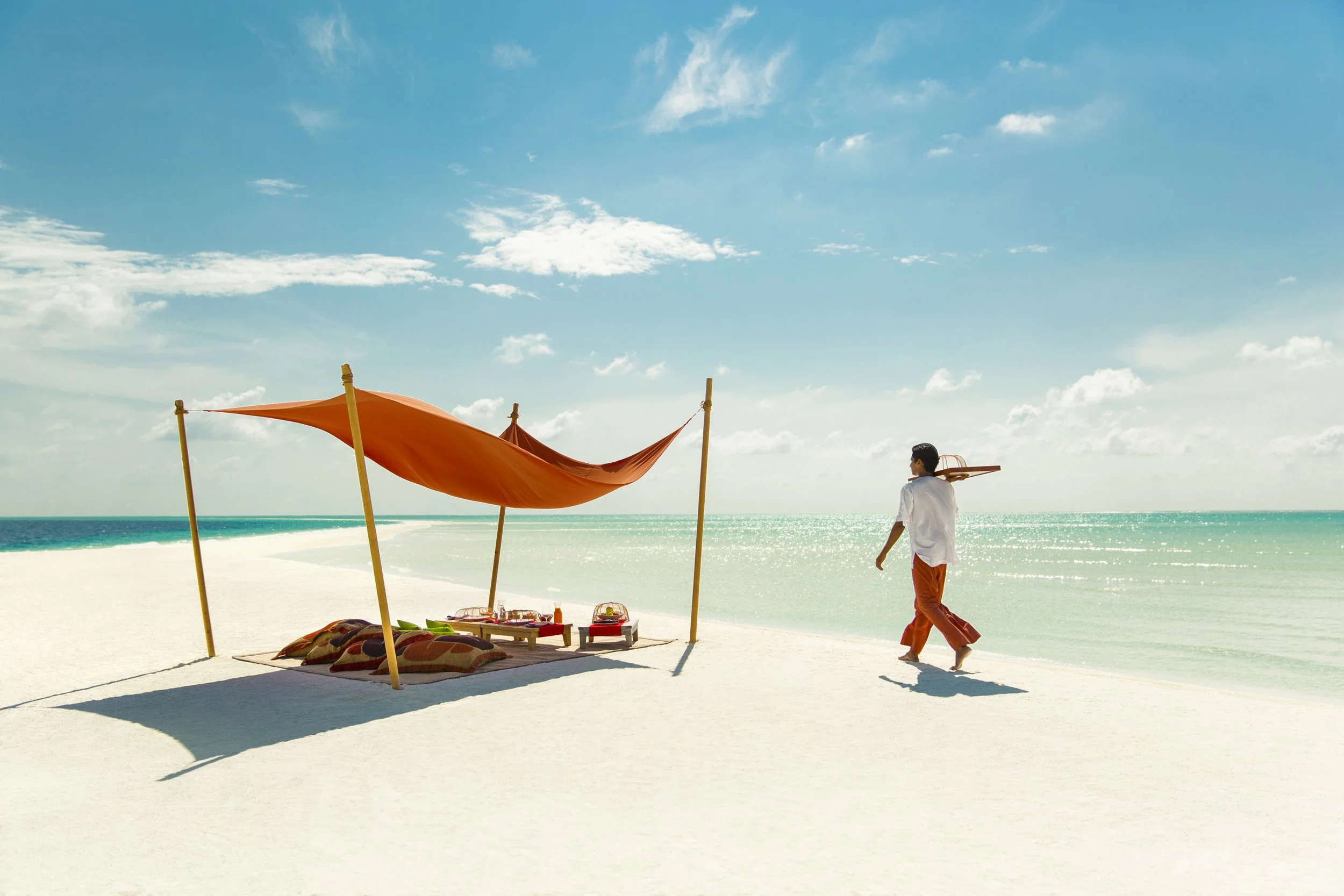 Picninc_Lunch_on_Cocoa_Sandbank.jpg