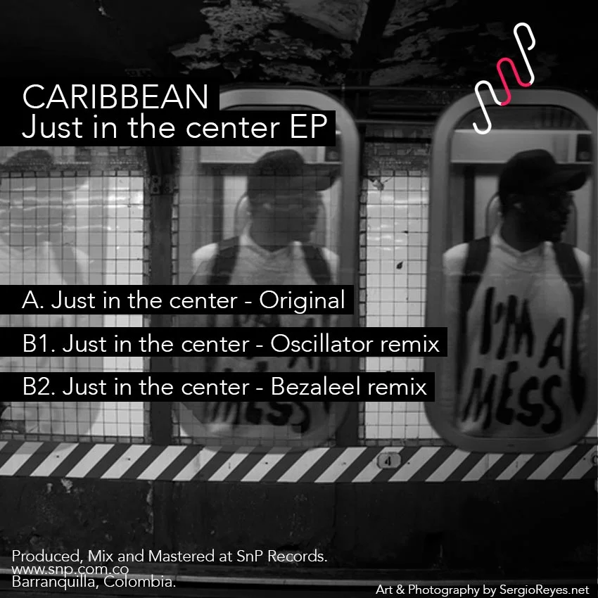  Just in the center (Original mix)