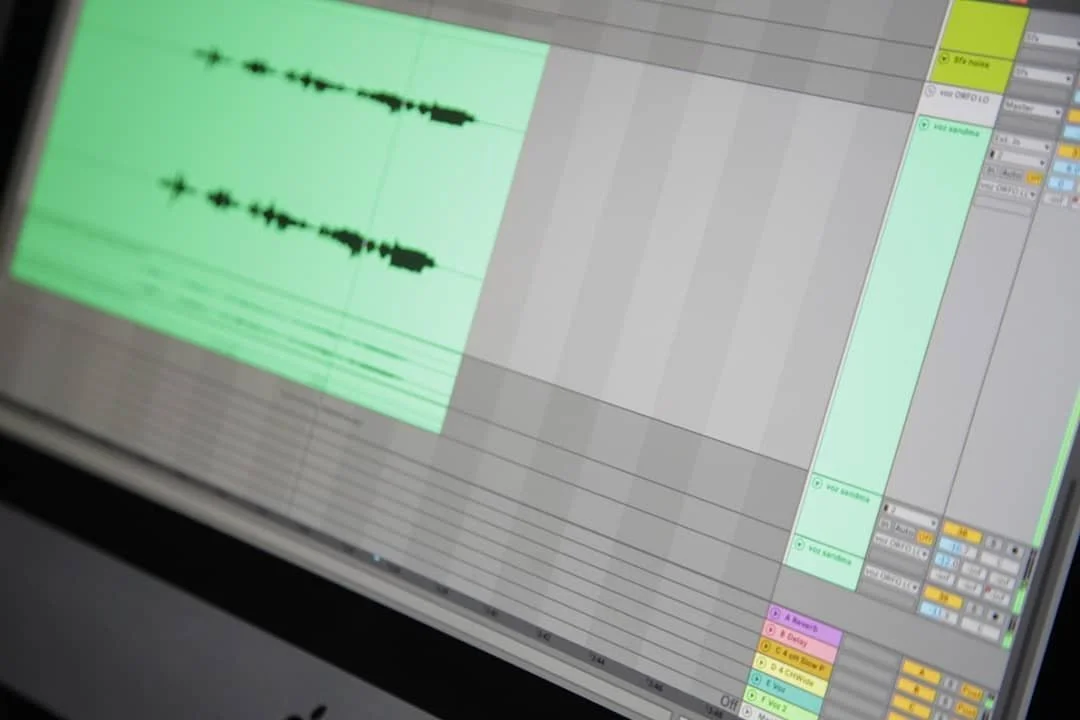 Sigue la forma de onda para conocer la relaci&oacute;n de fase y otras caracter&iacute;sticas de tu grabaci&oacute;n con @ableton