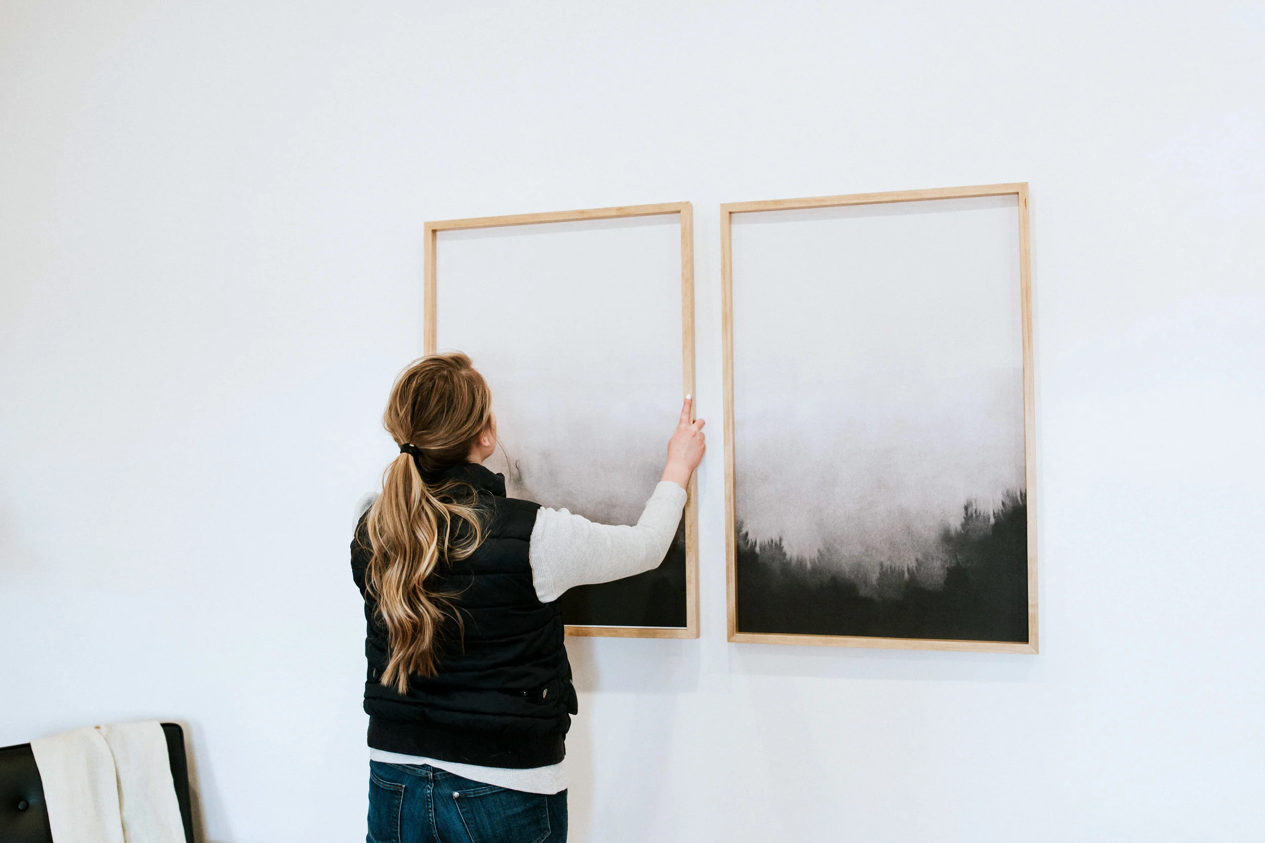 DIY modern frame and abstract art - how to make your own frame