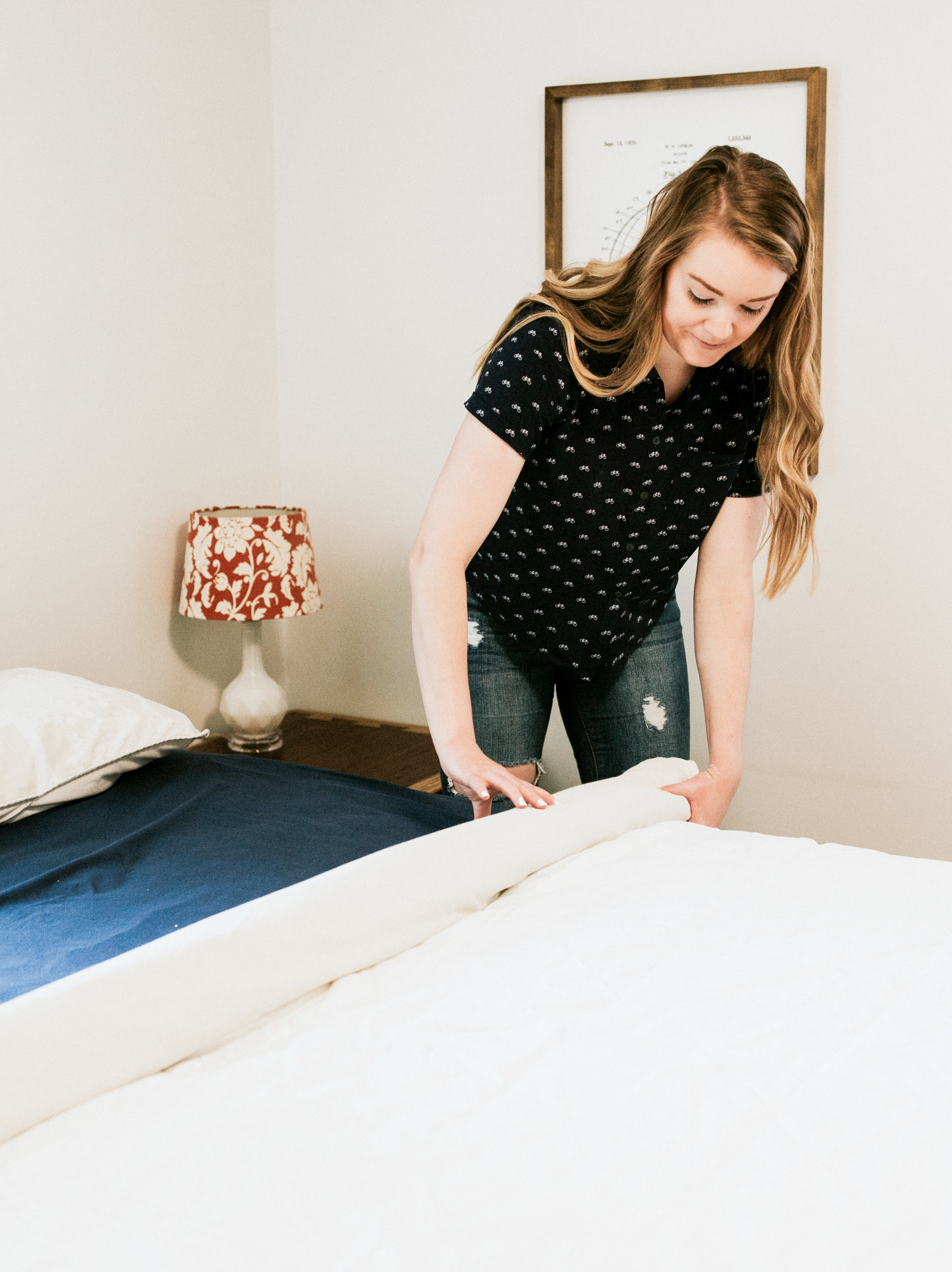 10 DIY hacks you need to know - how to put on your duvet cover using the burrito method