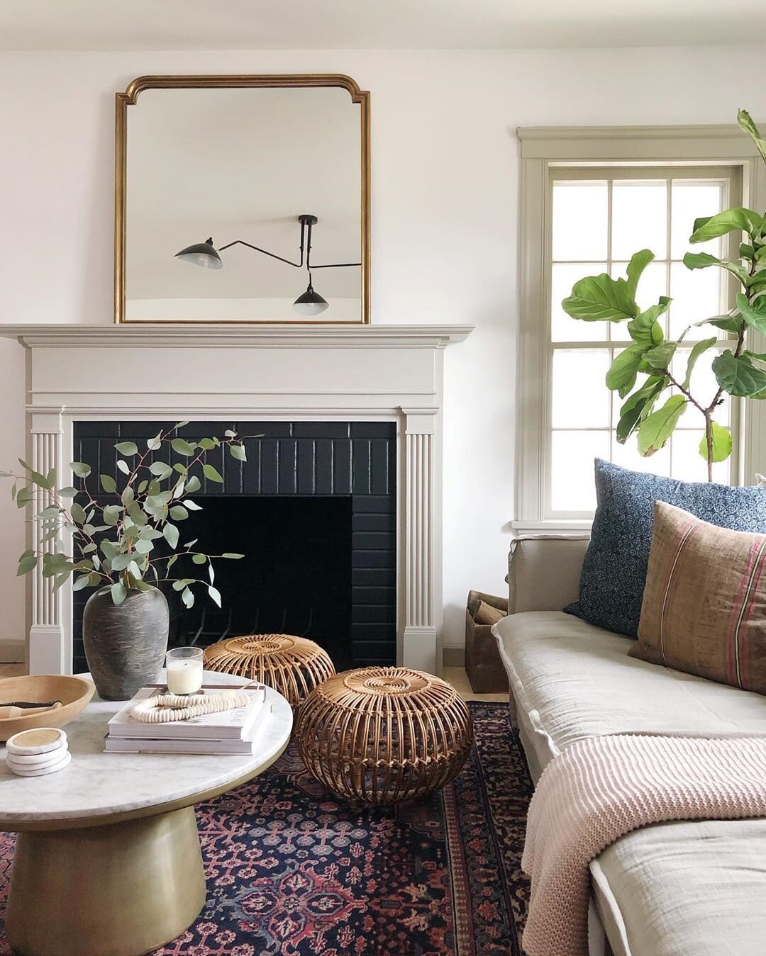 Window, door, and floor trim q+a | Nadine Stay | Should you paint your trim the same white as your walls? What sheen should you paint your walls and trim? Paint and trim sheen tips. Contrast trim inspiration. (Image from @carpendaughter)