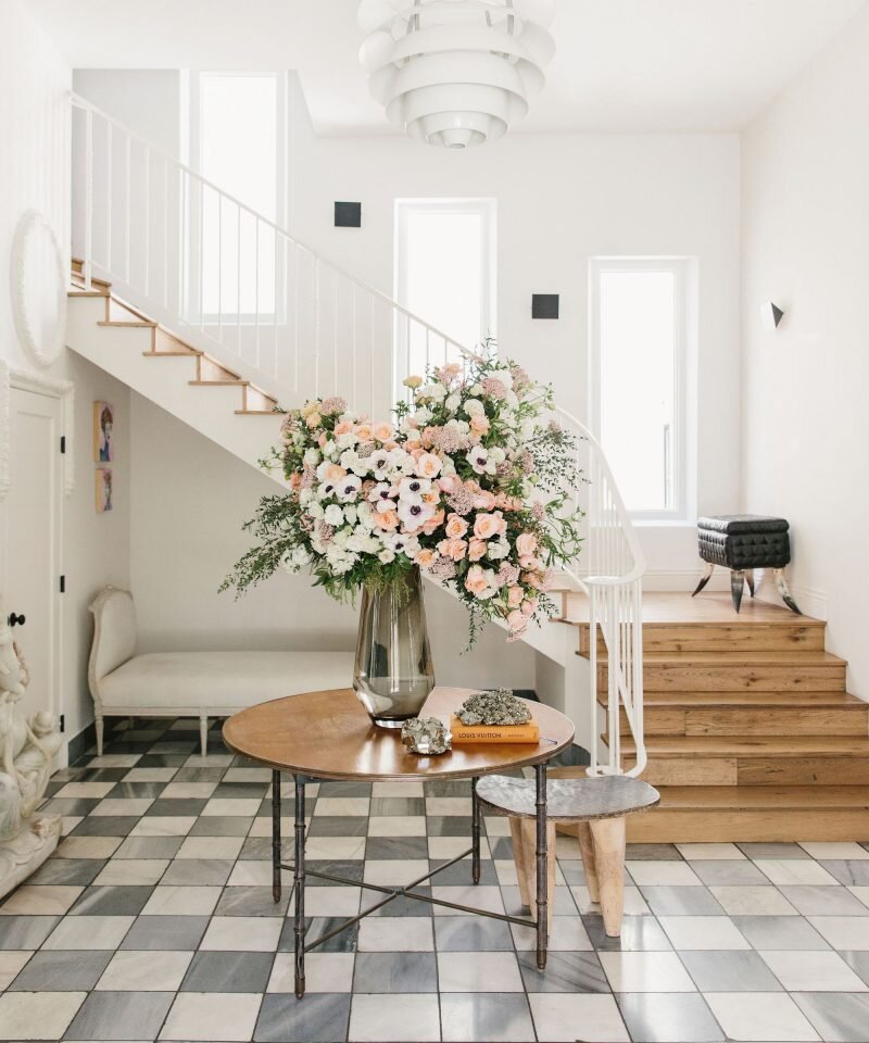 10 interior designers you need to follow. Timeless and classic home designers that we're crushing on. Home inspiration by Nadine Stay | Home of Brigette Romanek via Jenni Kayne