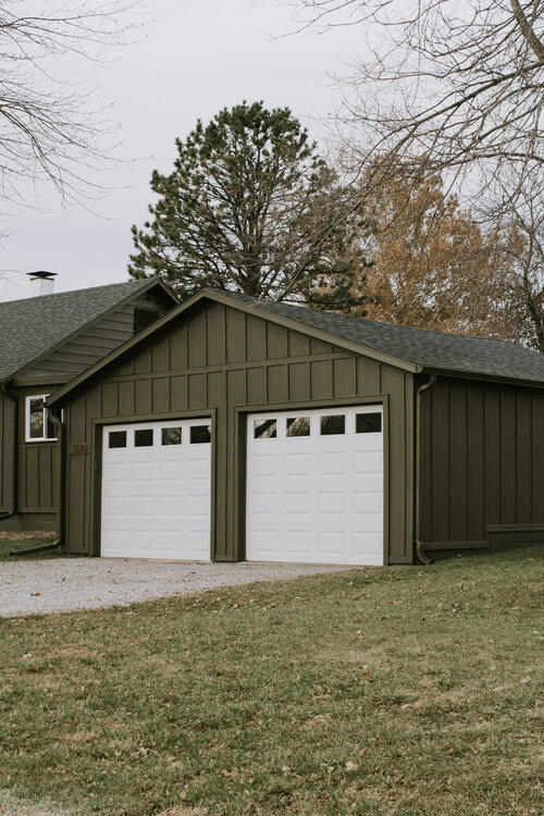 How To Paint A Metal Garage Door