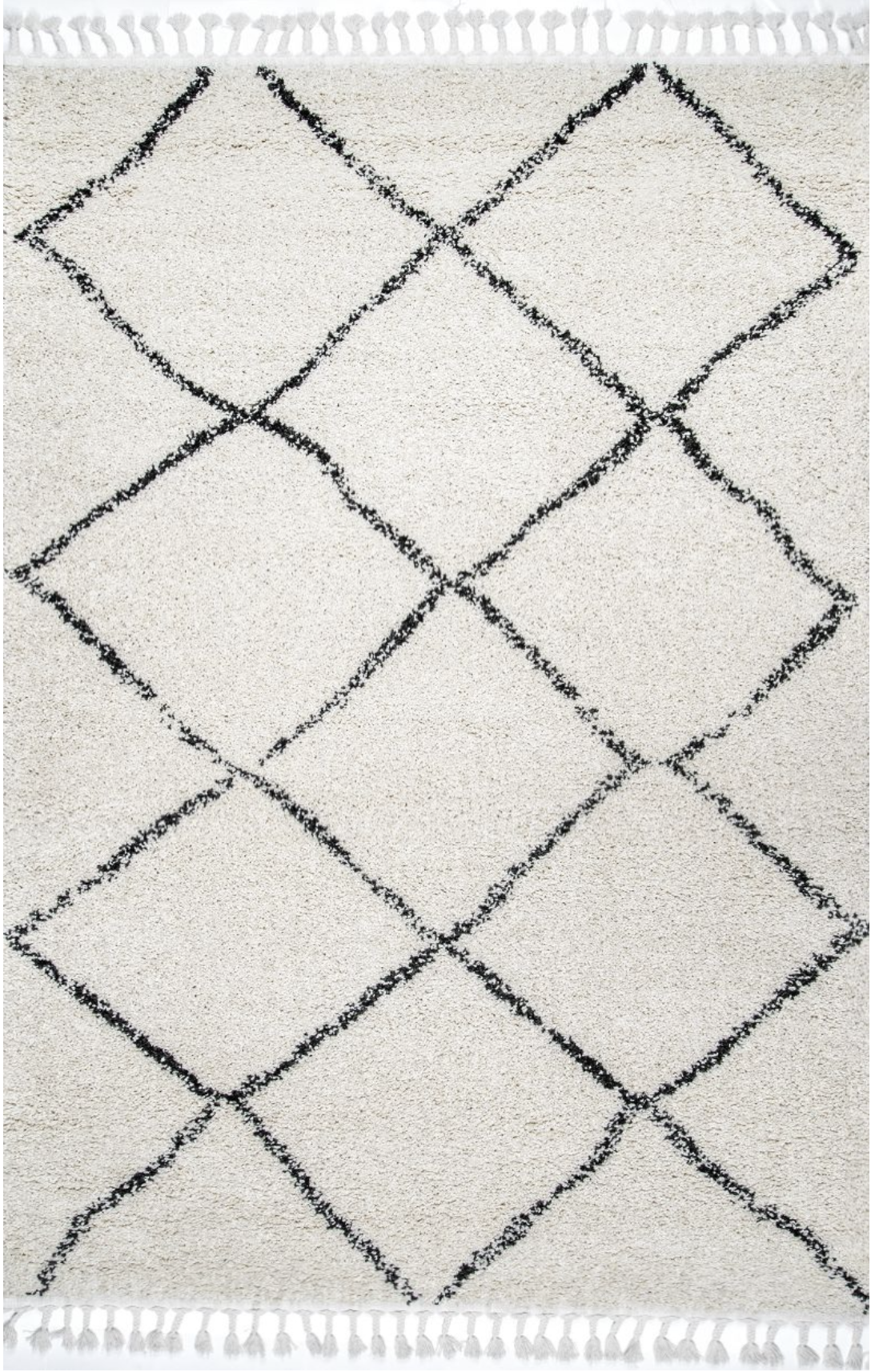 11 fads vs timeless design styles - Nadine Stay | How to identify if a design element is trendy or a classic. Interior design styles that are trends and design styles that are timeless. | Image via Rugs USA